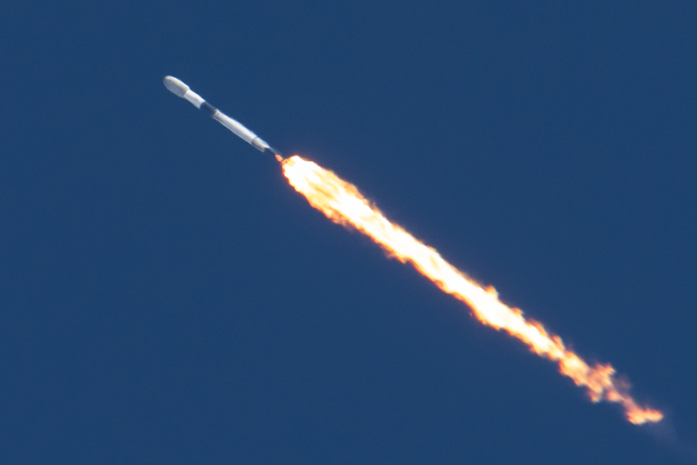 SpaceX发射计划：6月10日-6月17日