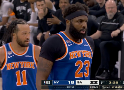 绝了！马刺G2砍人战术，直接打崩尼克斯内线
NBA季后赛G2，马刺上演顶级战术博