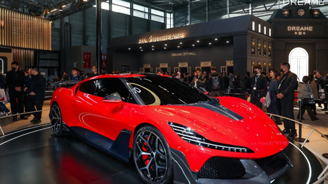 追觅科技跨界暴击，首款汽车高调亮相