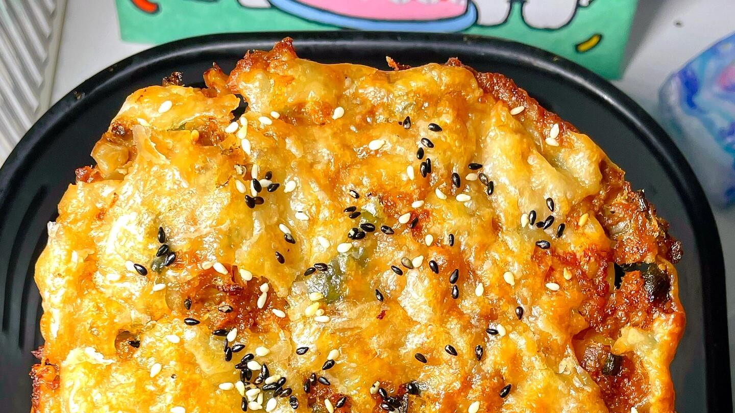 鲜肉榨菜锅盔：酥脆掉渣，满口咸香的小惊喜