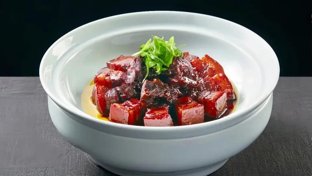 家常菜摆盘的觉醒：从“一锅出”到“有点好看”