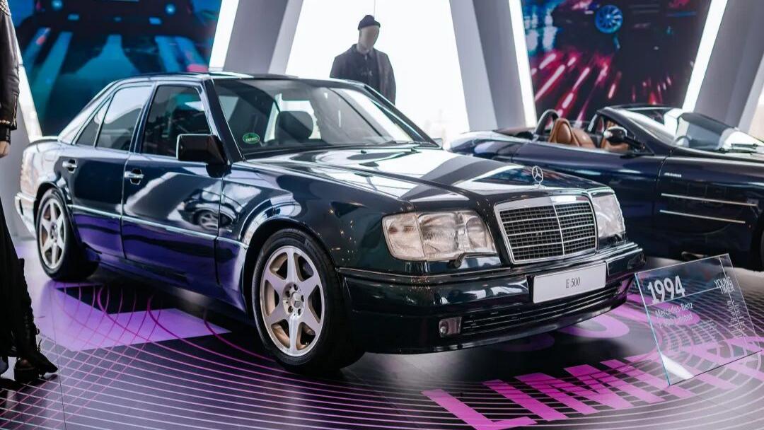 奔驰与保时捷联手打造了E 500，W124系列的收官之作
