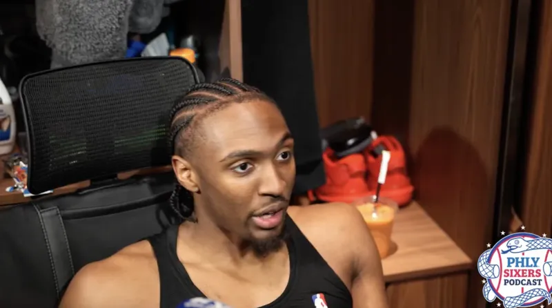 NBA常规赛76人主场对阵爵士的比赛已经结束。全场战罢，76人以106-102战