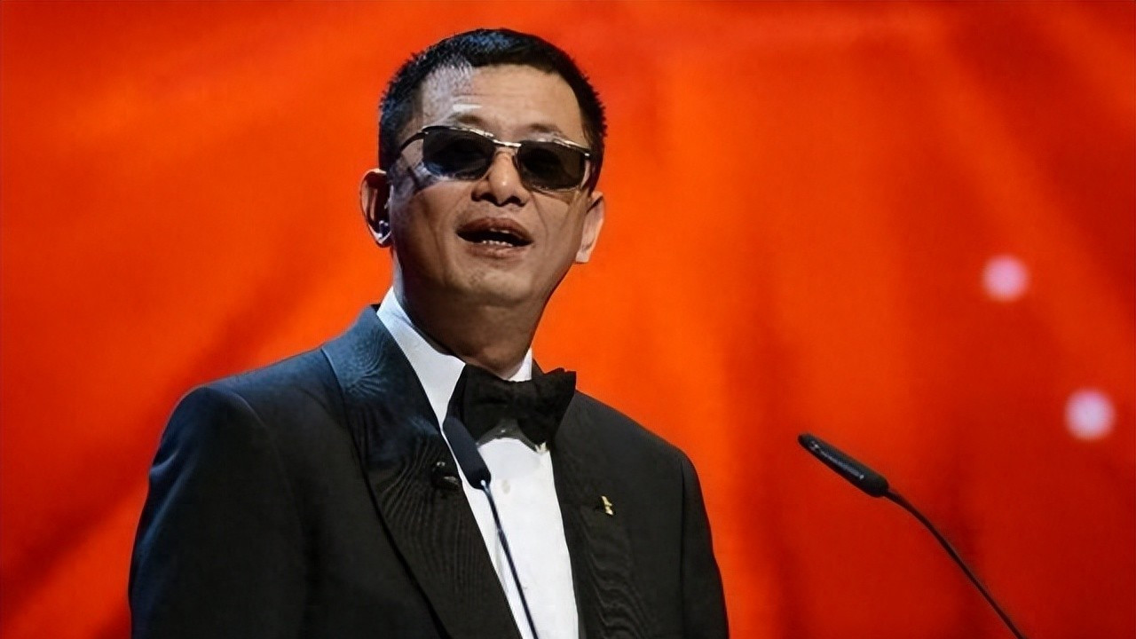 娱乐圈这地方，表面上看明星们风光无限