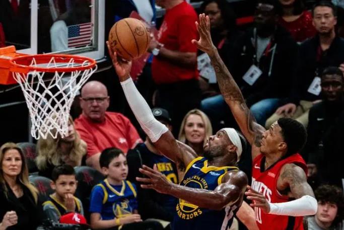 根据统计显示，上赛季在NBA常规赛当中，火箭队的大前锋小贾巴里·史密斯，有178