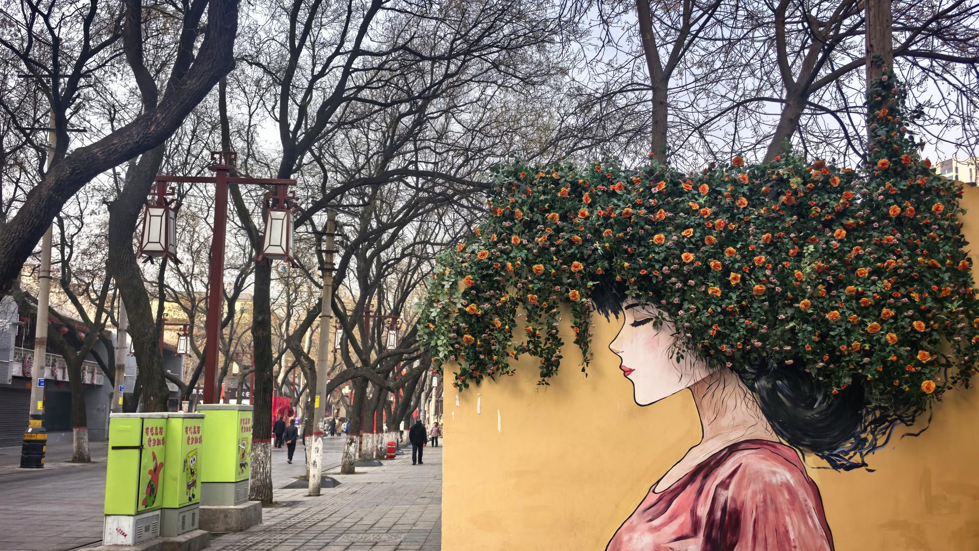 坐地铁逛咸阳老街，吃美食赶腊八年会看“西汉军团”，别有滋味