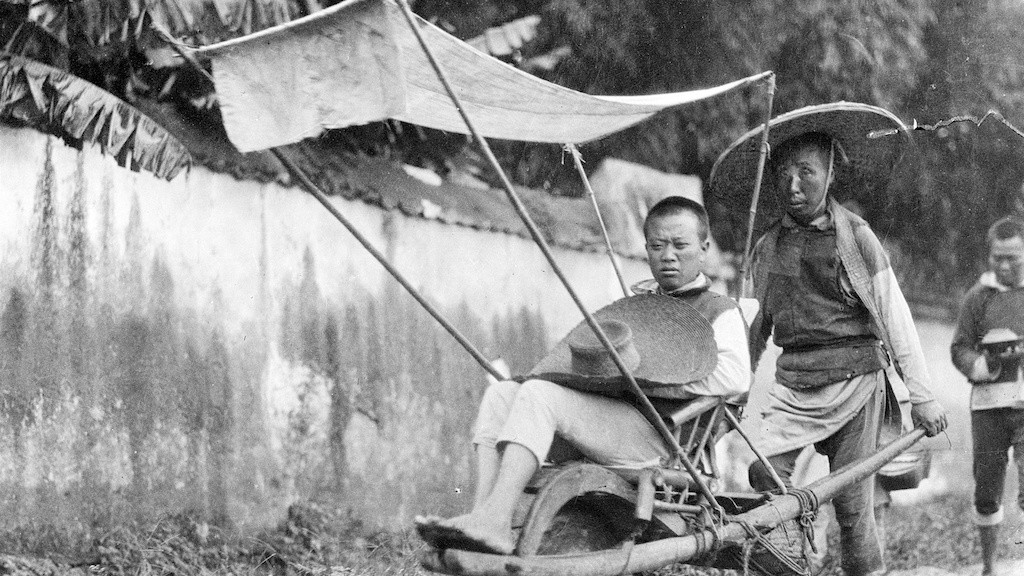 1914 成都：独轮车碾过的蓉城烟火