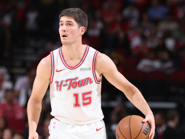 火箭基本上就是打湖人了

没了东契奇和里夫斯，湖人季后赛基本上一轮游，再加上老詹