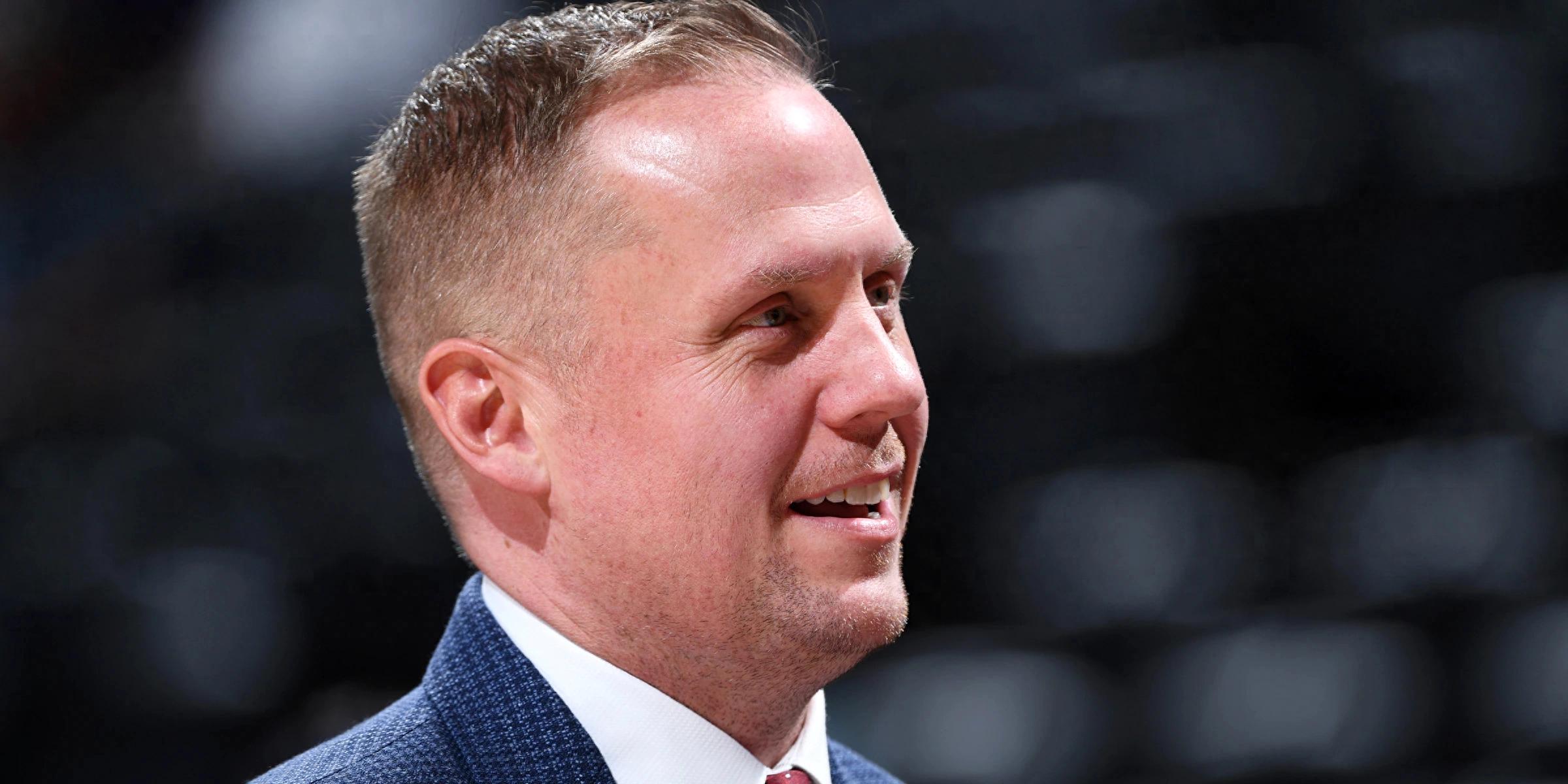 挖不来普总和少帅，似乎康纳利就是最好人选了吧

那俩基本不用想，人家没理由走，康