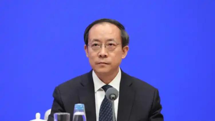 国新办昨日举行新闻发布会，天府国际赛道获副市长点赞！