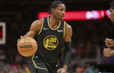 库明加这简直攻防一体啊，身体好，球到他手里出手感觉就能有。篮板也有。还能顶防唐斯