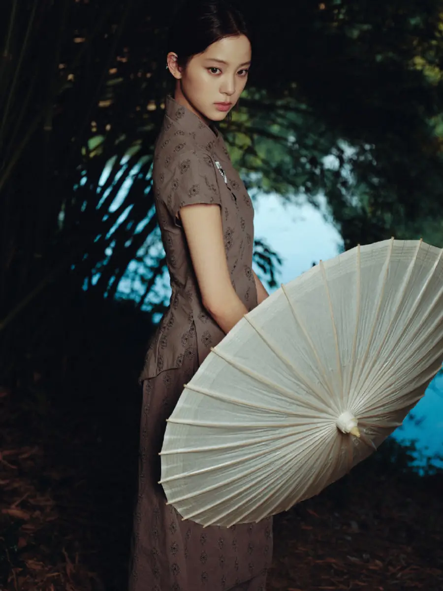 欧阳娜娜新中式旗袍宴会造型，温婉古典尽显东方诗意