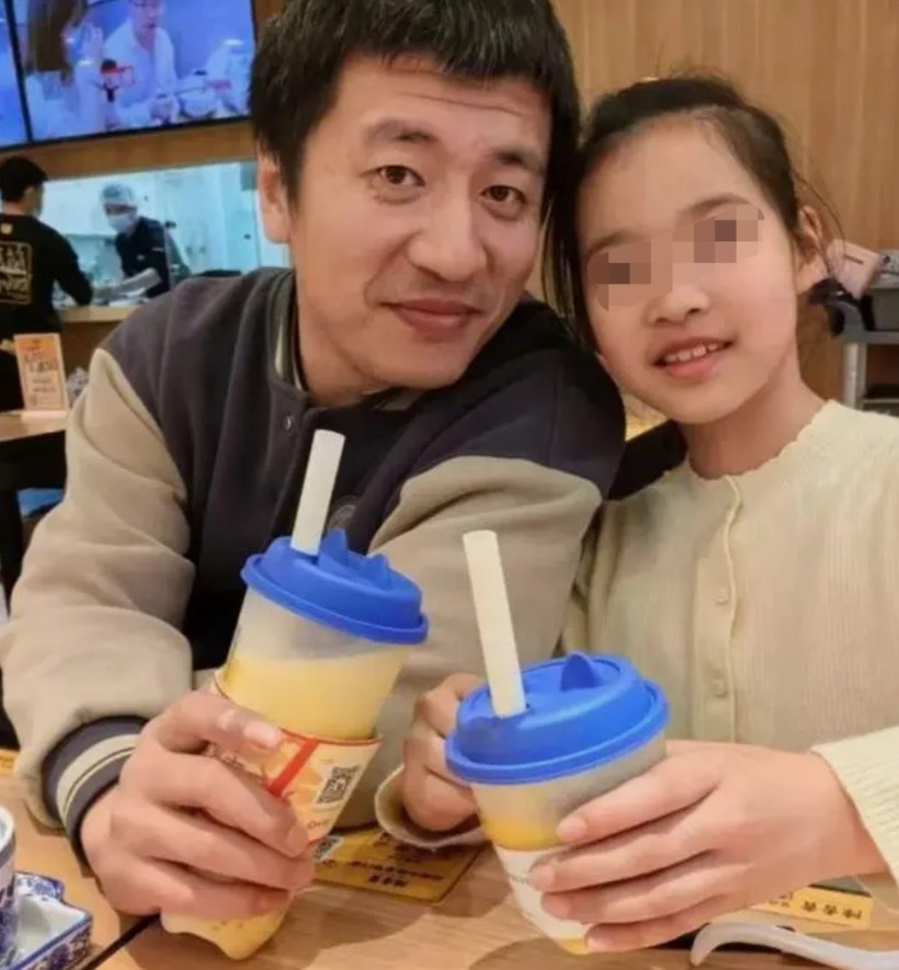 张雪峰老师是没有背景没有后台的普通人家孩子的指路明灯，可惜英年早逝，非常可惜！