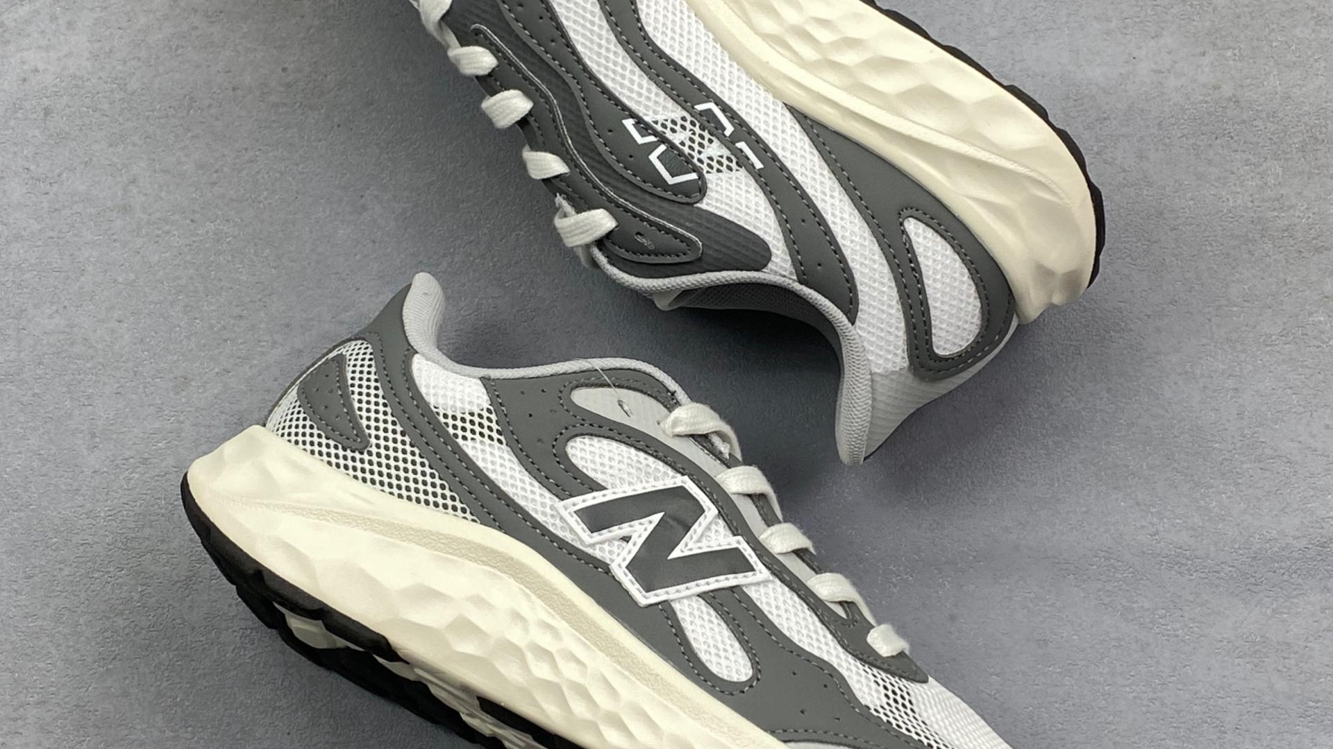 New Balance WARIS TX4 轻便跑步运动鞋