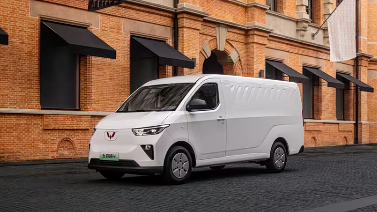 2026款五菱扬光上市 权益后一口价6.98万起