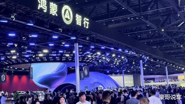 北京车展顶流！智界V9颠覆豪华MPV市场