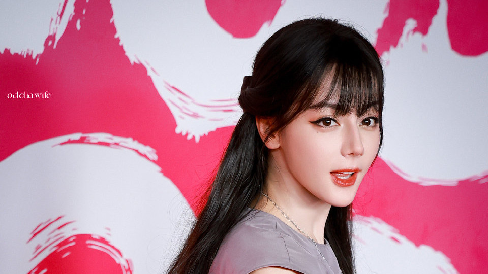 迪丽热巴今日滞留迪拜！工作室紧急发文，真相让全网揪心