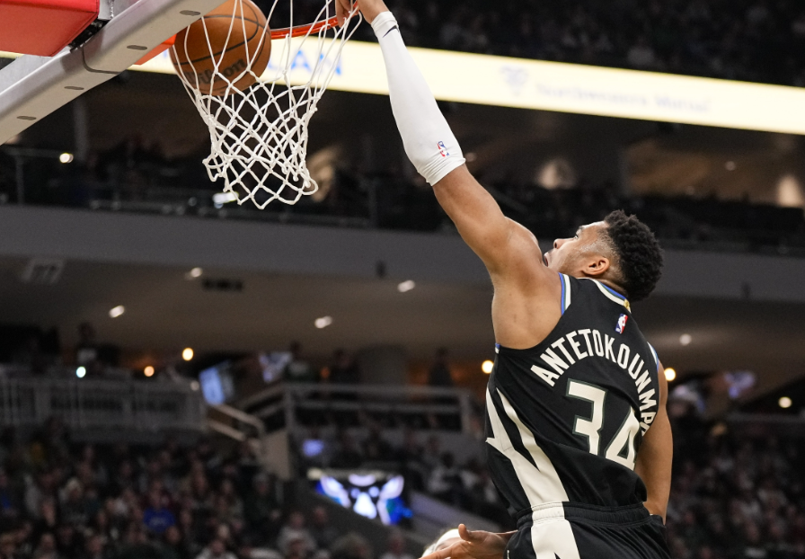 虽然最近连续输球，比赛内容一言难尽，附加赛渐行渐远，反而为休赛期留队续约增加了几