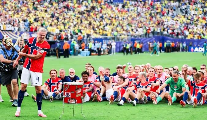 随着瑞士0-0哥伦比亚（点球大战4-3），2026美加墨世界杯8强诞生，分布如下