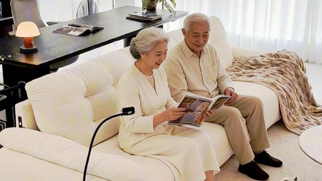 父母坚持独居？王力K300Max防盗门，用科技守护安心