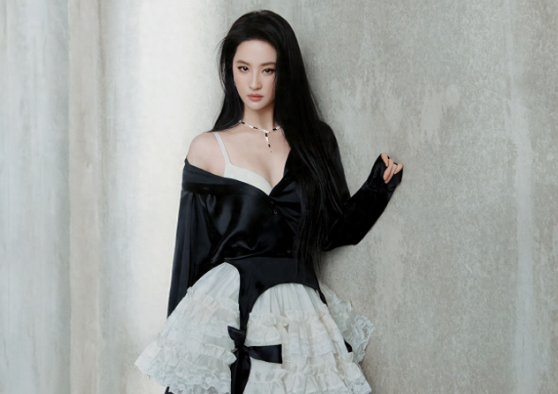 视觉盛宴刘亦菲新图赏析
刘亦菲的美，真的无需多言！