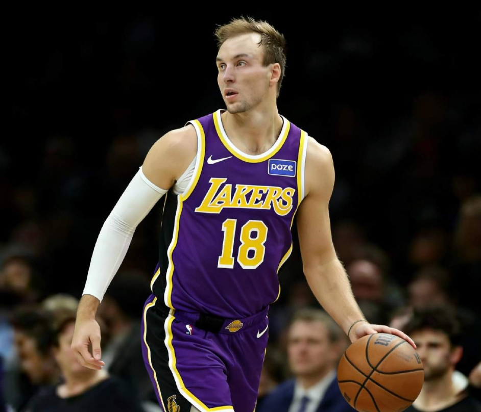 湖人新援神射手肯纳德会帮助湖人提升联盟排名第20位的三分命中率么？
佩林卡用文森