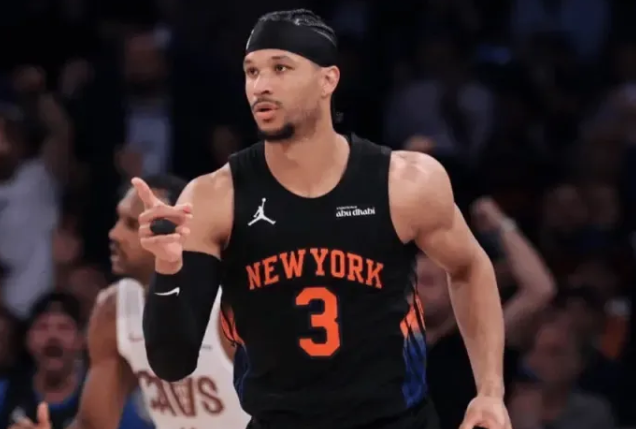 NBA季后赛前，纽约尼克斯队前锋约什-哈特在接受采访时，针对球队老板詹姆斯-多兰
