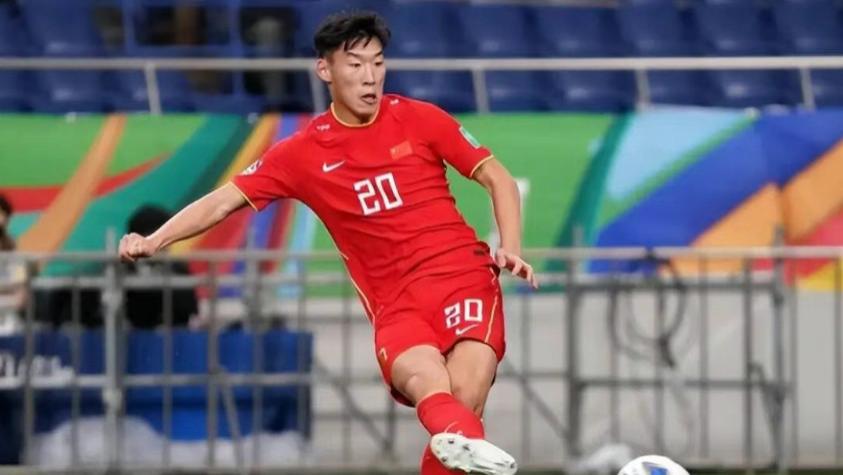 中超评论：申花负10分起步逆袭在望？蓉城领跑或只能争季军