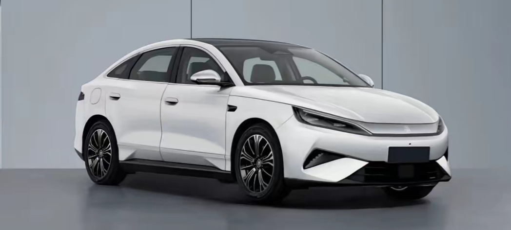 比亚迪秦max离上市越来越近了，二代刀片电池，超级闪充，续航增加，这些基本已经定