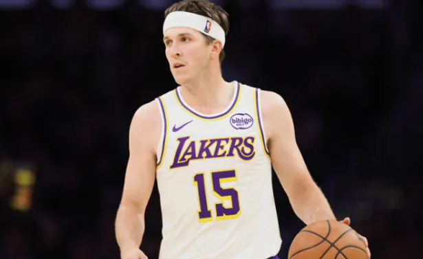 ESPN记者Brian Windhorst近日在节目中谈到了湖人给奥斯汀-里夫斯