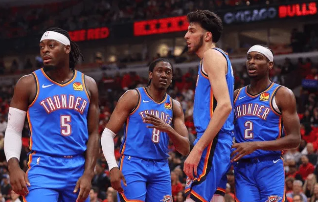 加内特在一档节目中表示雷霆今年一直被轻视：
“雷霆火大了，兄弟。雷霆就像那个还没