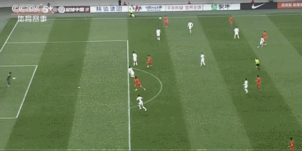 李新翔破门，U23国足2比2追平泰国队。
第66分钟，U23国足再次从右路发起冲