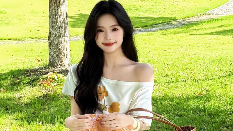 夏季女孩多巴胺元气清凉穿搭
