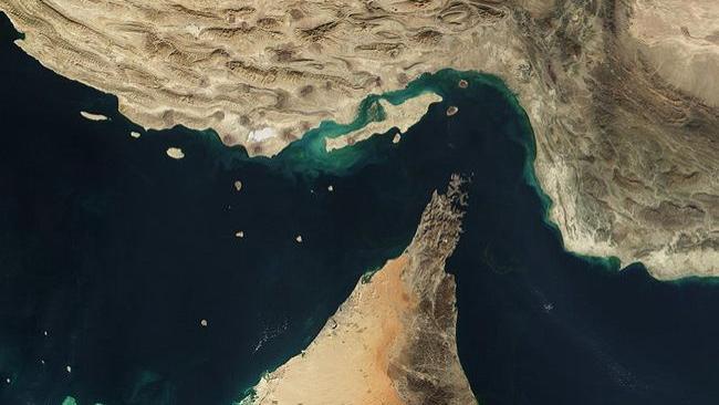 特朗普“甩锅”霍尔木兹：一场全球能源动脉的“美国优先”豪赌