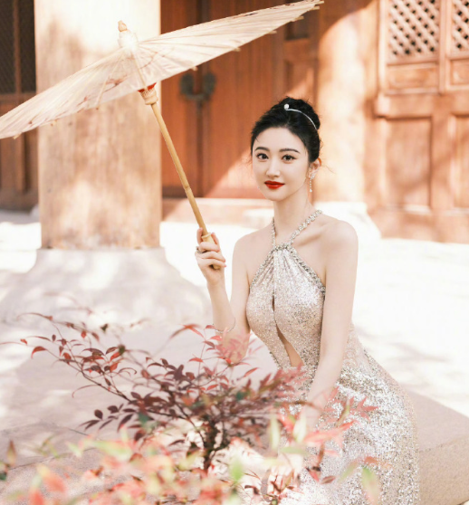 表现太绝了，每一帧都在发光，每次重温都更心动