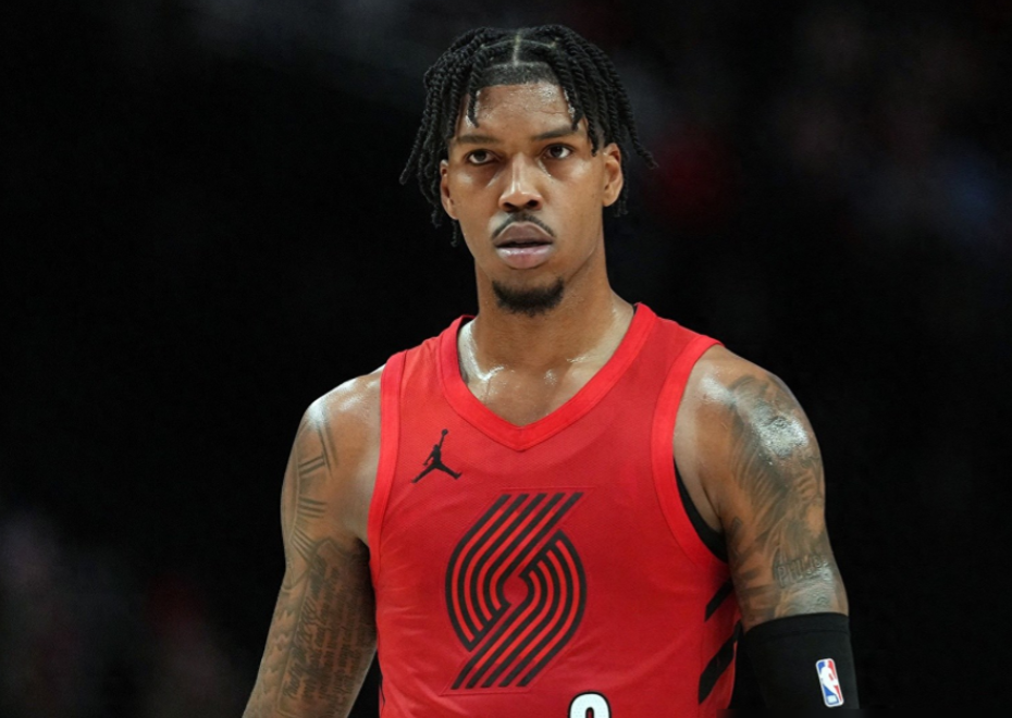 开拓者不会真的直接放弃乐福和西索科吧

这两个人马上快到了，也没有腾空间，看样子