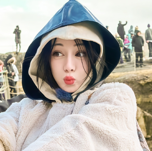 你就像一颗坚韧的种子，在逆境中生根发芽