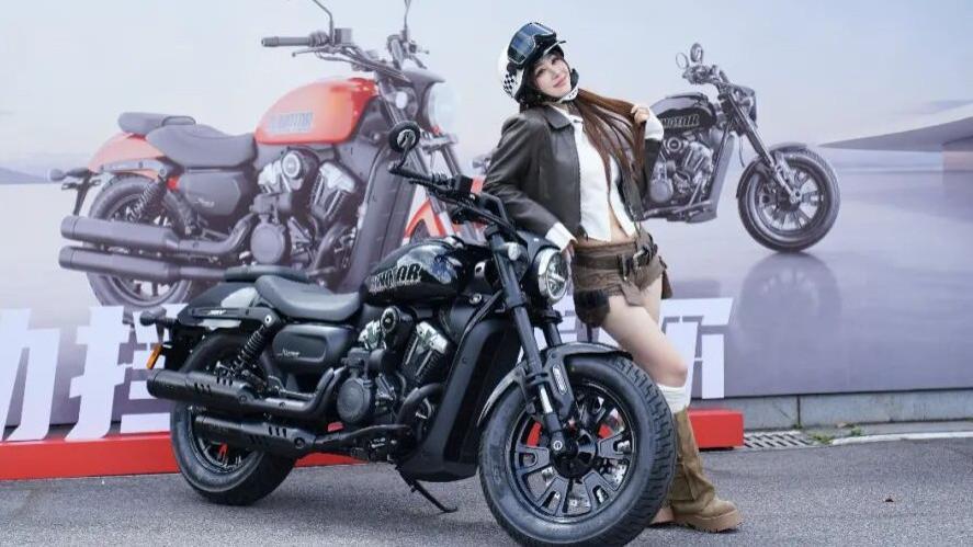 “自动挡小卷王”巡航双子星！QJMOTOR闪300/400AMT来袭!
