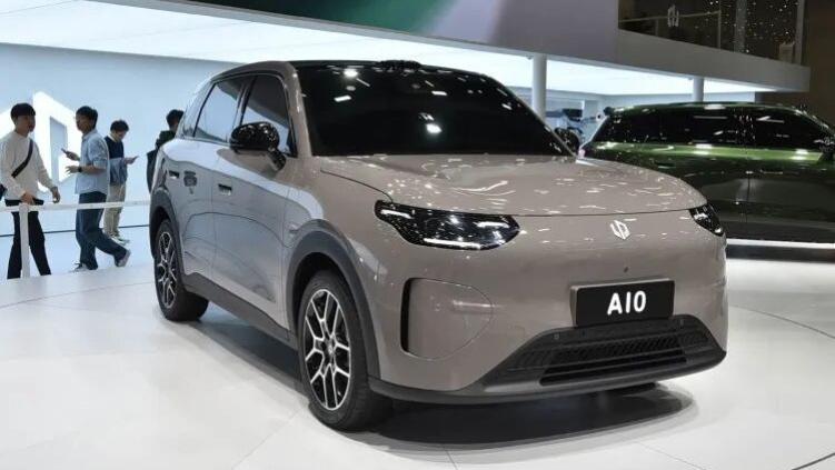 2026最热门小型SUV之一！零跑A10内饰曝光