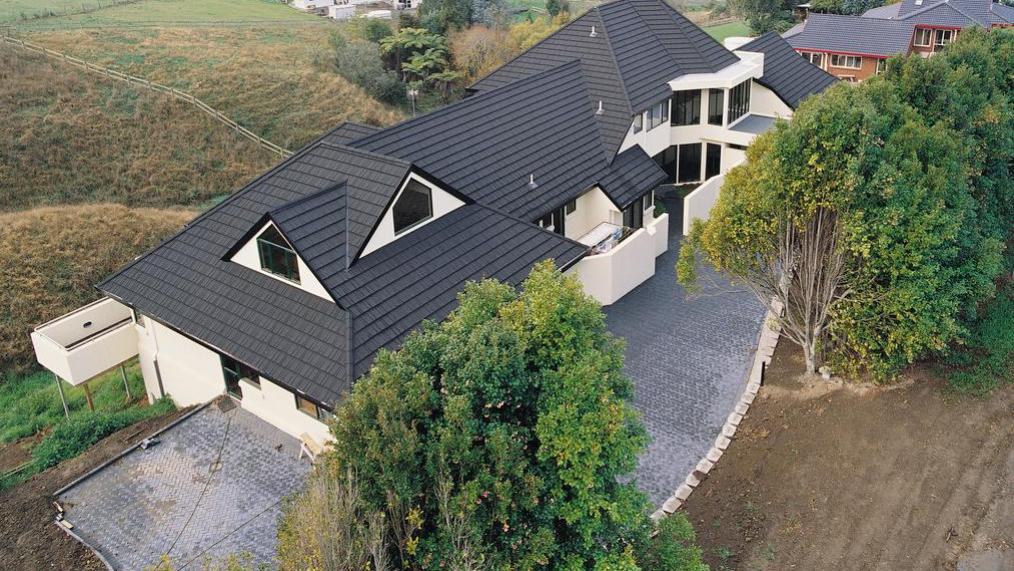 屋顶漏水、掉瓦？别再怪施工，可能是你选错了瓦