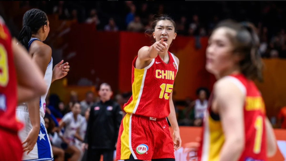 巨大争议！中国女篮险胜波多黎各，裁判2次“判罚”明显不公