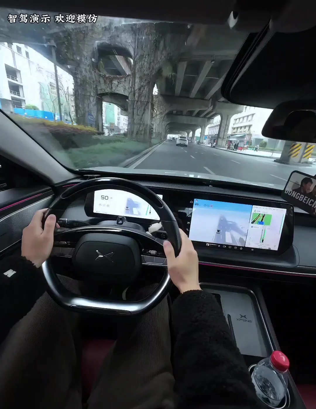 蔚小理一家也不会倒!蔚来首次实现季度盈利，理想手握千亿现金流，小鹏已成为中国特斯