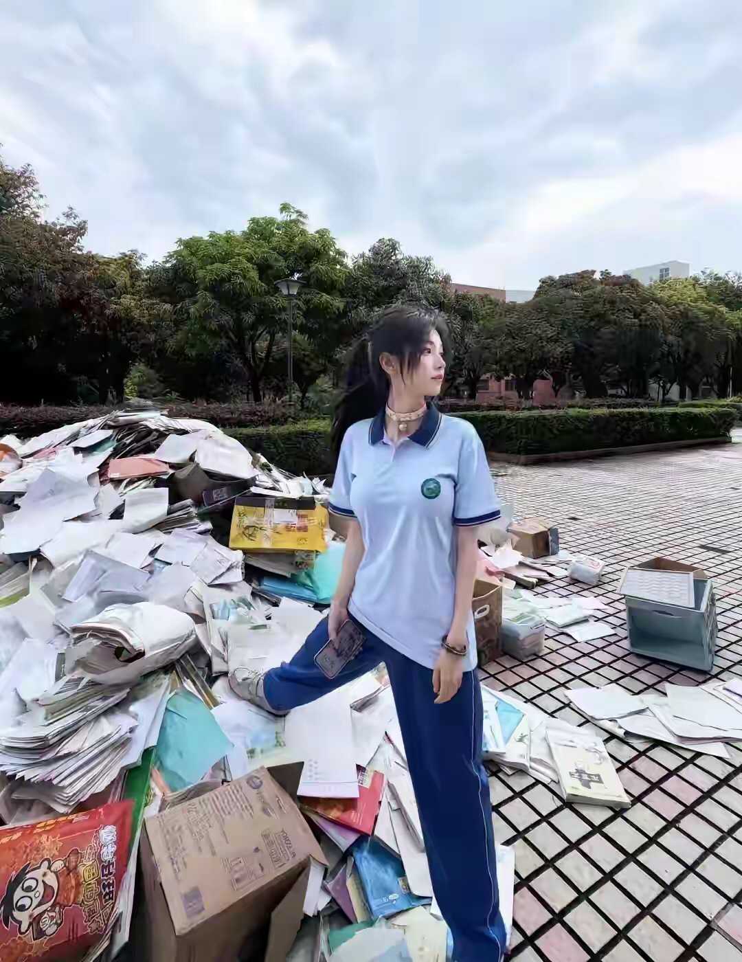 脖子上这个是加攻速，还是加防御啊！