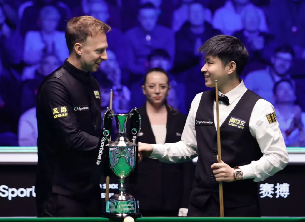 特鲁姆普:“赵心童很强，但世锦赛没有人能必定夺冠。”

世界第一特鲁姆普在首轮获