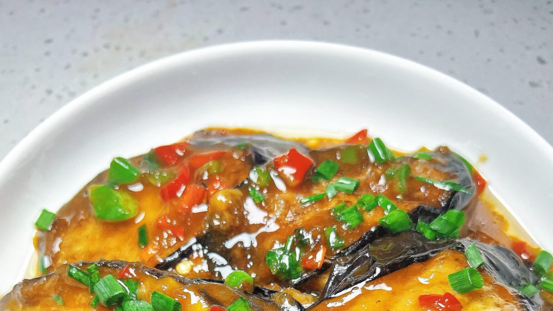 好吃是好吃，就是这肉末酿茄子太费米饭了