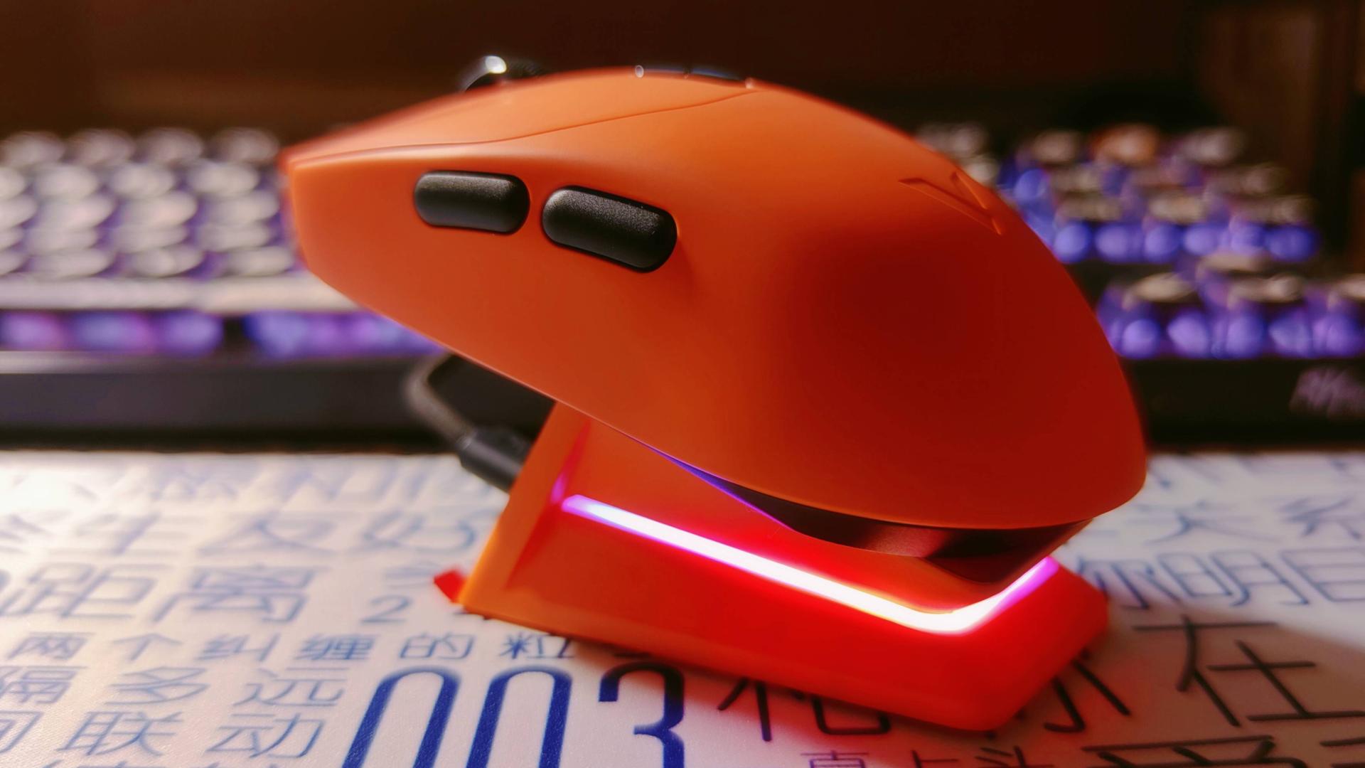 雷柏VT1二代焰影橙+P5 PLUS使用测评：配色亮眼，电竞体验又超神