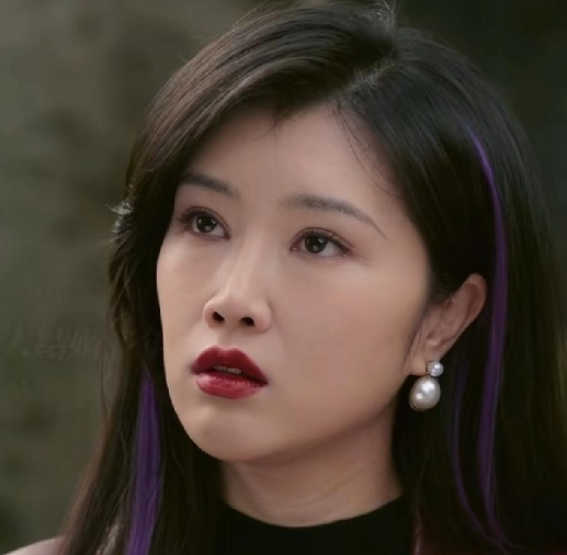 不止李娟（董晴饰演）看错了原来大家都看错了
看着那么木讷老实的刘柱（曲哲明饰演）