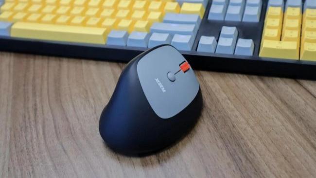 立式鼠标真的对手好吗？2025年最值得购买的10款人体工学鼠标推荐，舒适高效好选择！