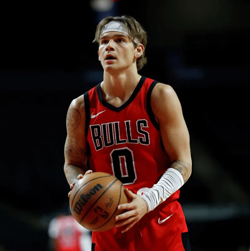 G联赛战报:河村勇辉因伤缺阵！疯狂麦克朗爆轰G联赛历史最高59分10助攻人仍遭罚