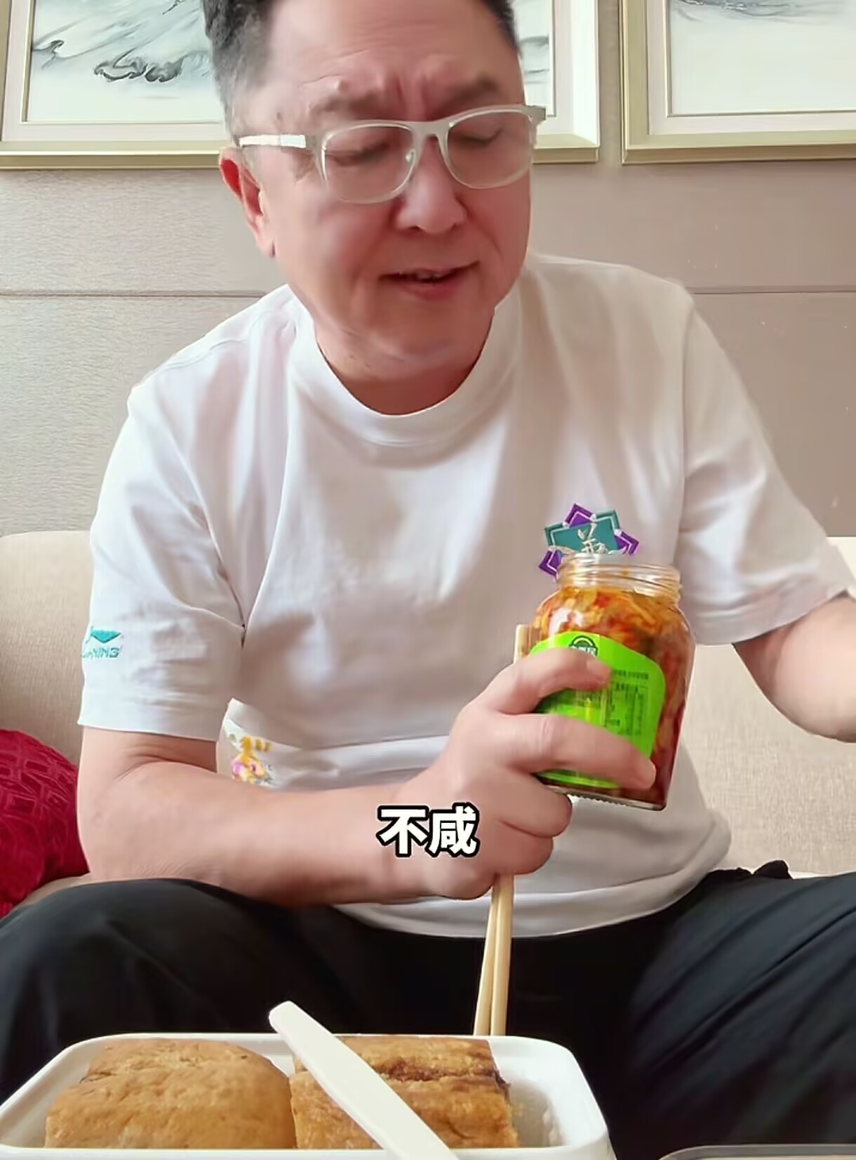 于谦说不管是演出啊还是拍戏，反正每次到南方，这吃饭的问题都是我一个特别困惑的问题